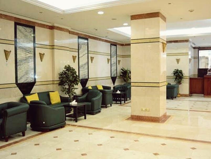Al Eiman Al Qibla Hotel Медина Екстериор снимка
